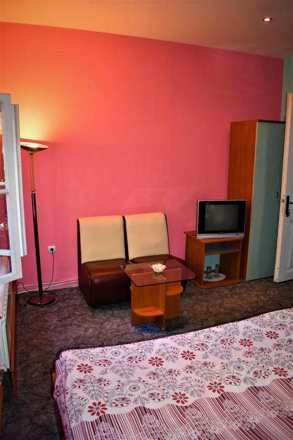 Hotel Bilyana Lovech Ngoại thất bức ảnh